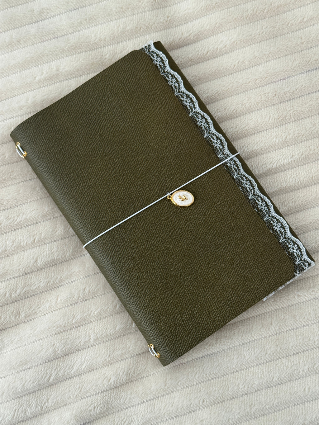 A5 Zaytūni Lace Leather Journal